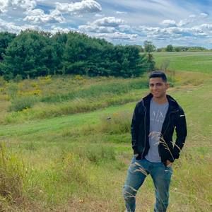 Meet your Posher, Ramez